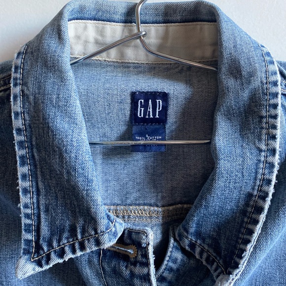 Gap Jean jacket - Picture 3 of 3
